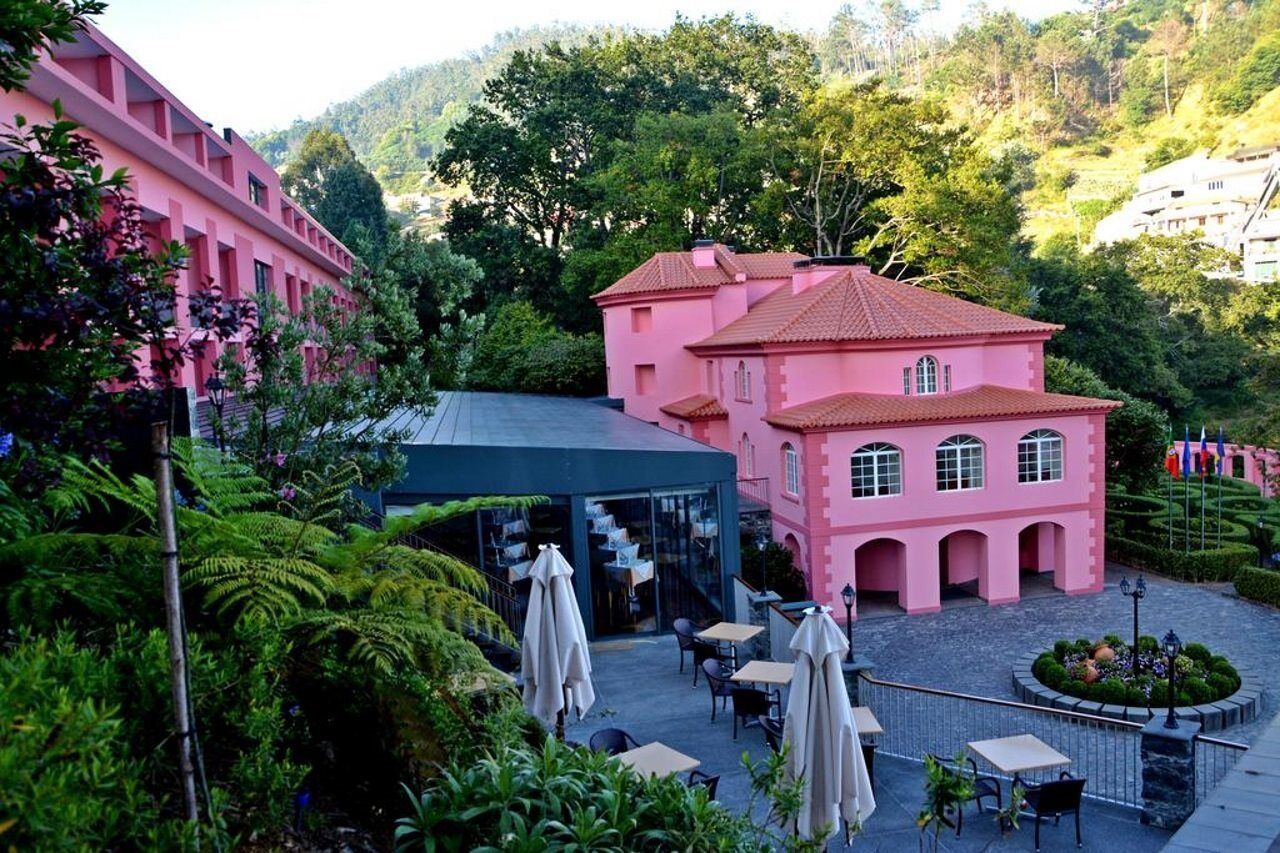 Bio - Quinta Da Serra Hotel 5*