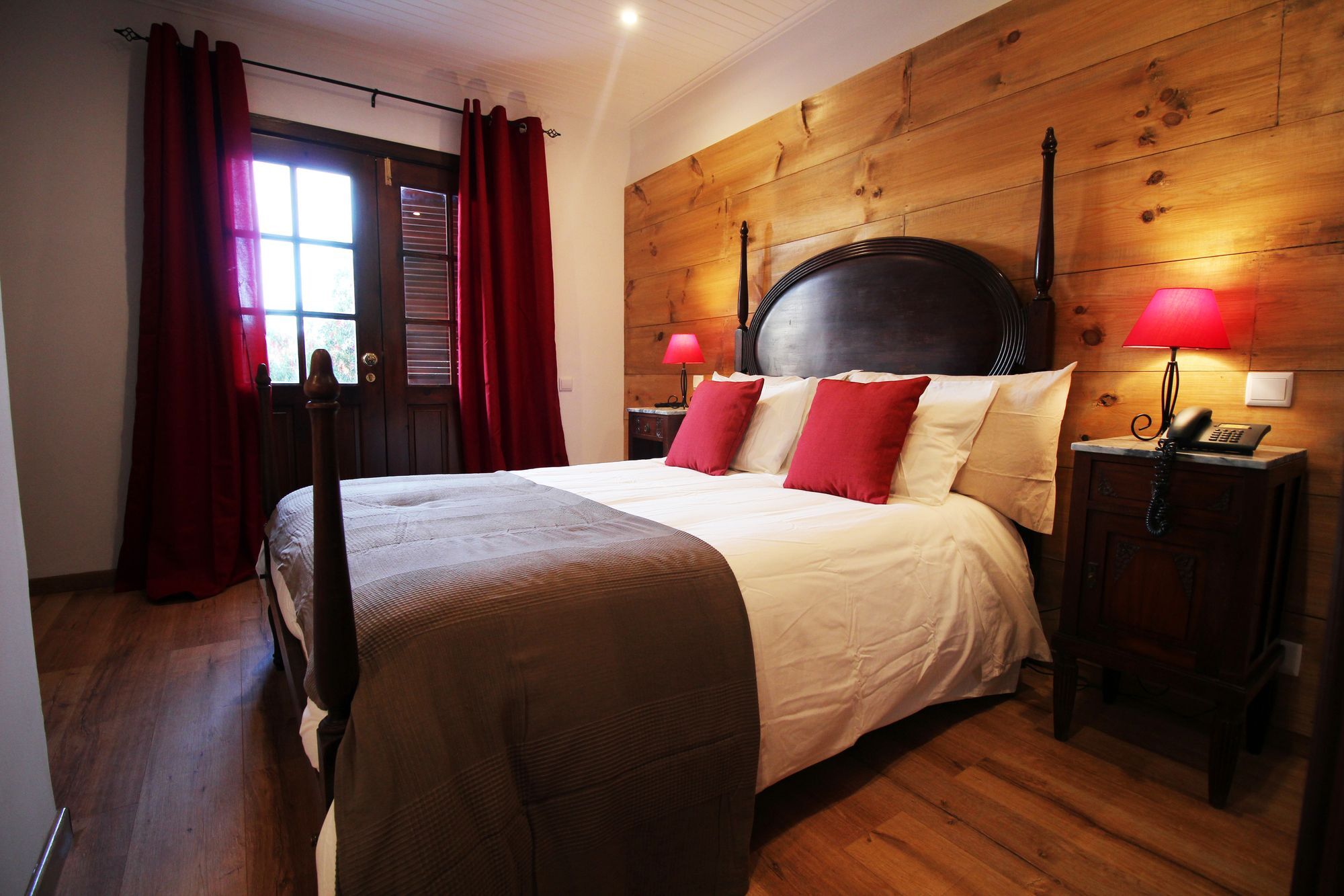 Bed & Breakfast Lusitania Funchal (Madeira)
