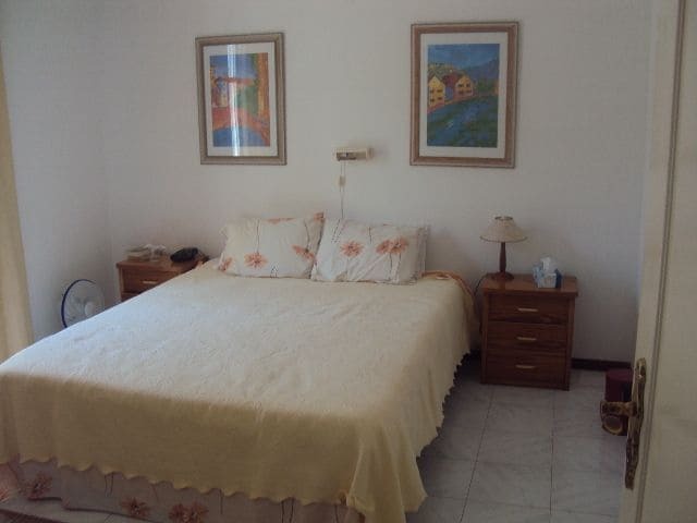 Garden Apartment *