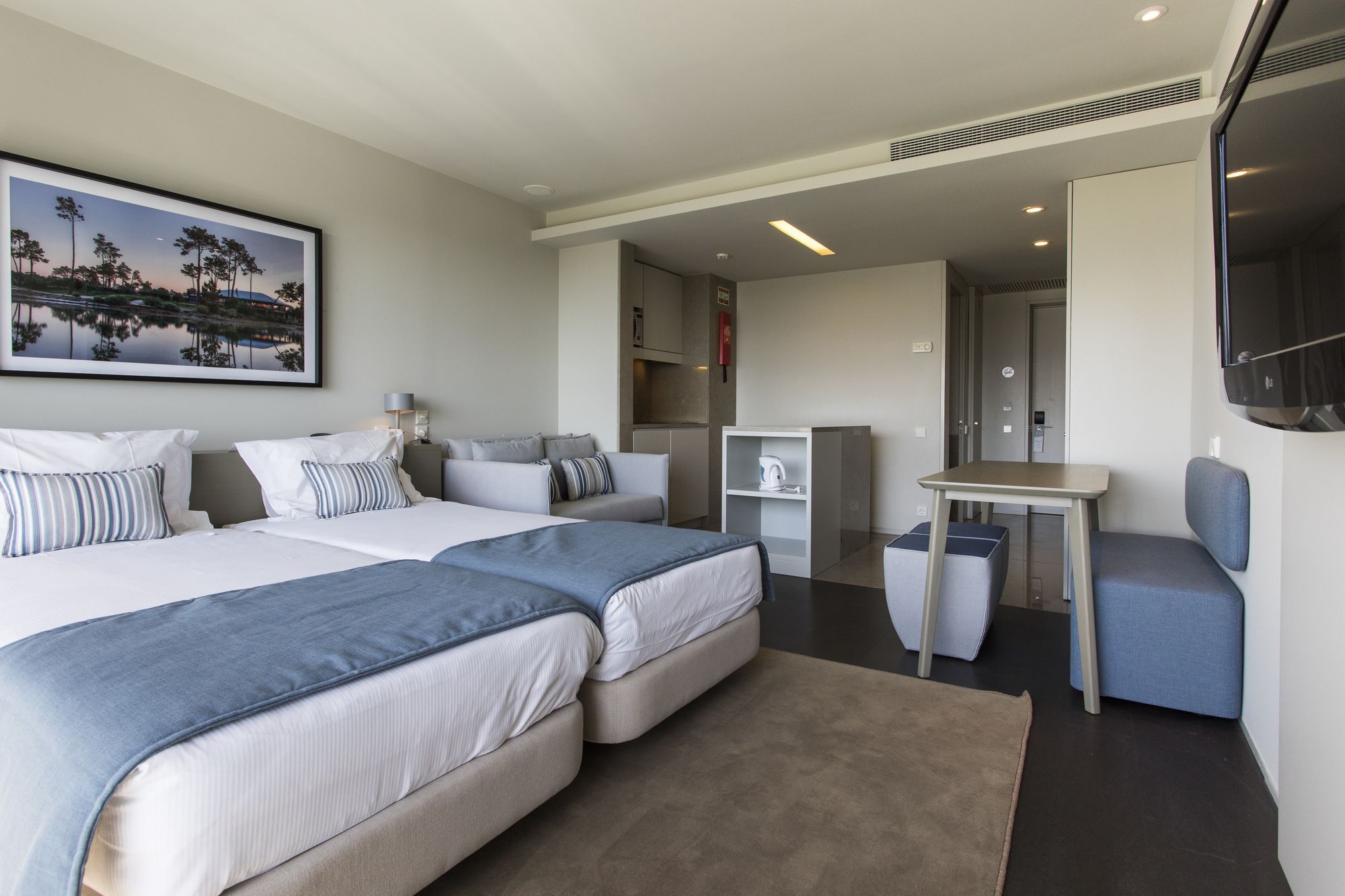 The Editory By The Sea Comporta Aparthotel Troia