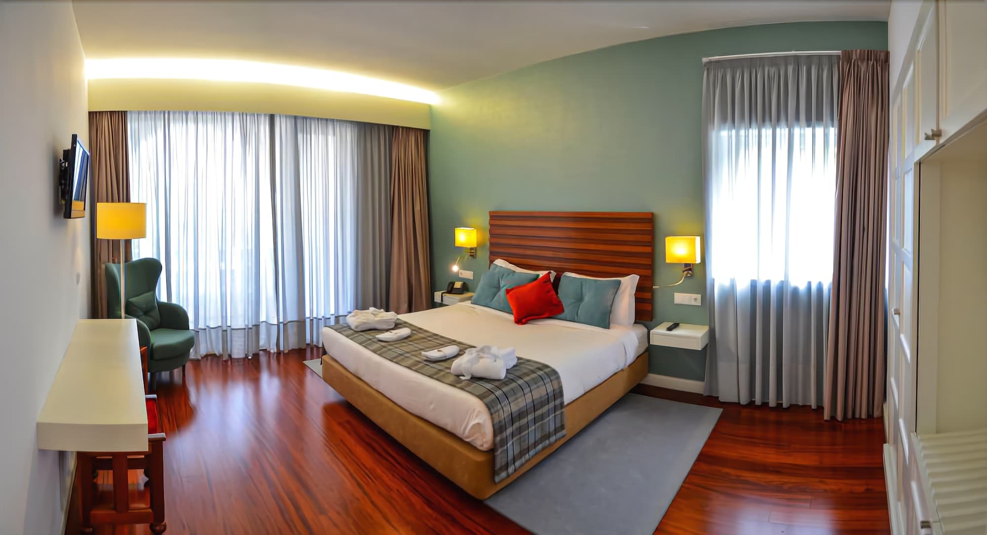 Sao Bento Da Porta Aberta & Hotel
