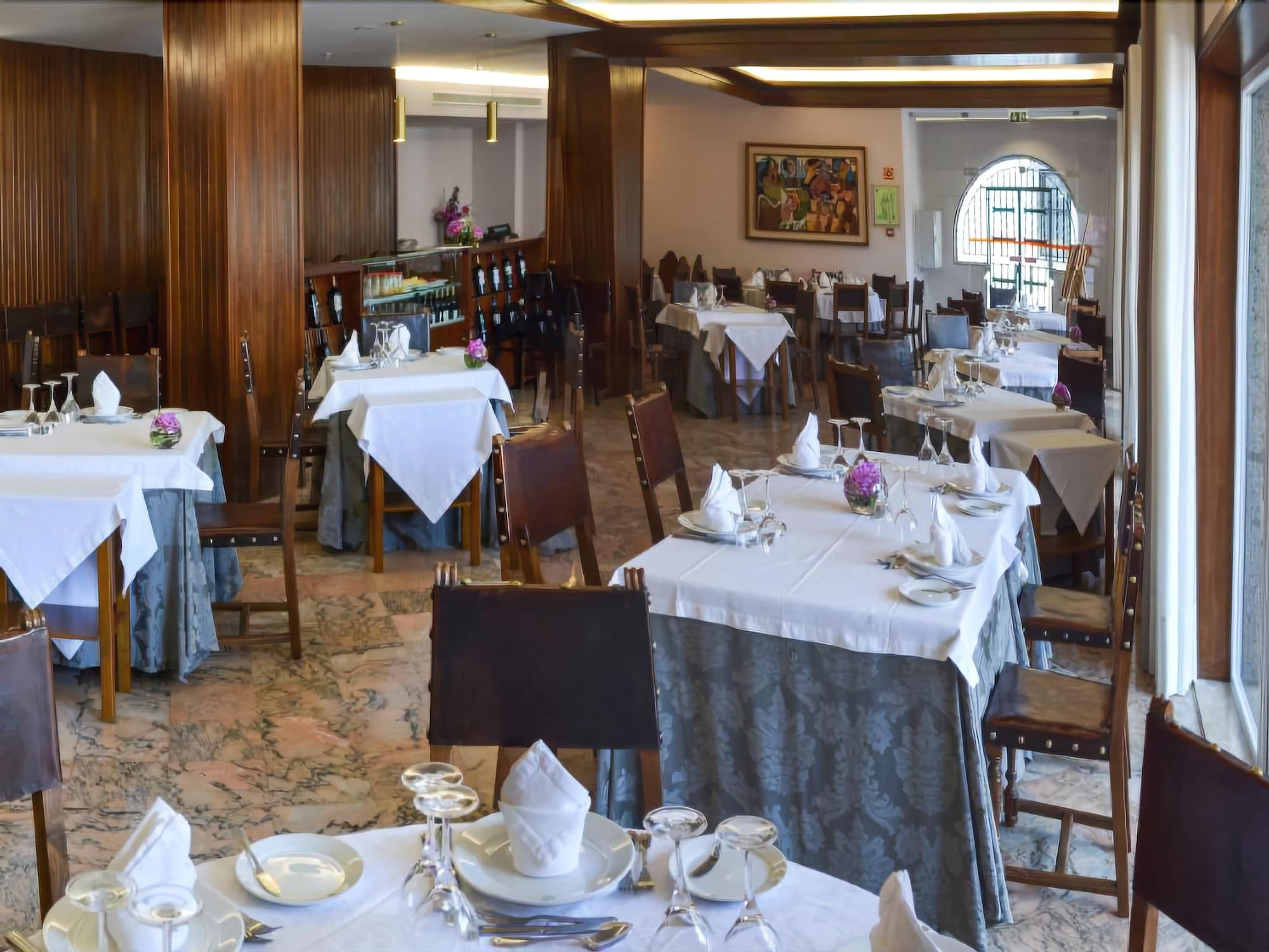 Hotel Sao Bento Da Porta Aberta & 4*