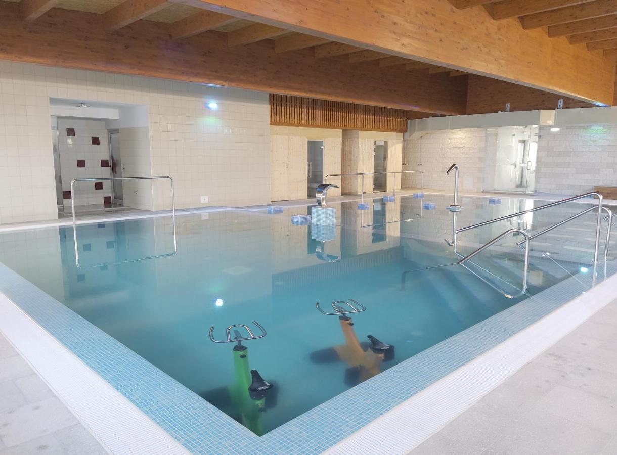Holiday park Penichepraia - Bungalows, Campers & 3*