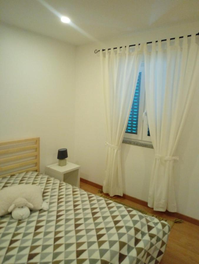 A Primeira Casinha Do Me-me * Manteigas
