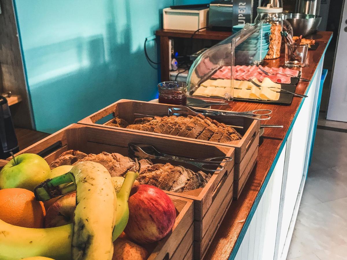 Hostel Blue Boutique & Suites Estoril