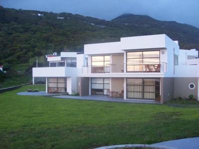 Cantinho Buganvilias At**** Guest house Queimada (Azores)