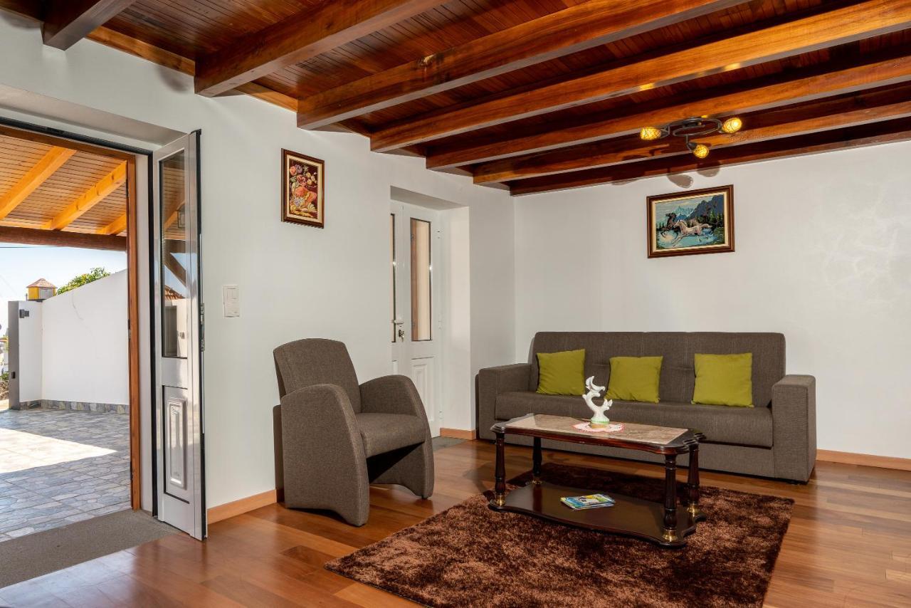 Holiday home Casa Raivinha Arco da Calheta (Madeira)
