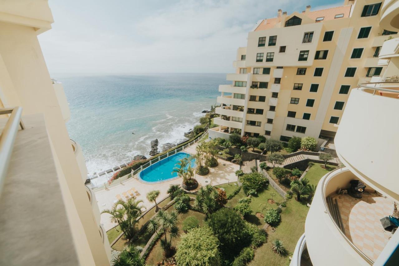 Cliff By Madeira Apartment
