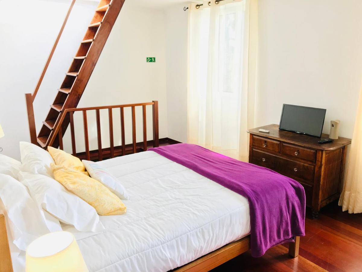 Casa Do Lugar Da Ribeira Holiday home