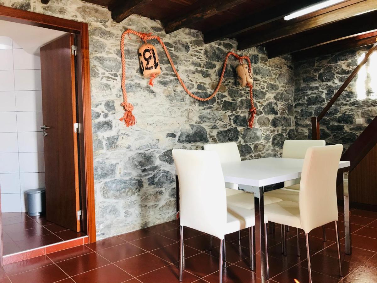 Casa Do Lugar Da Ribeira *
