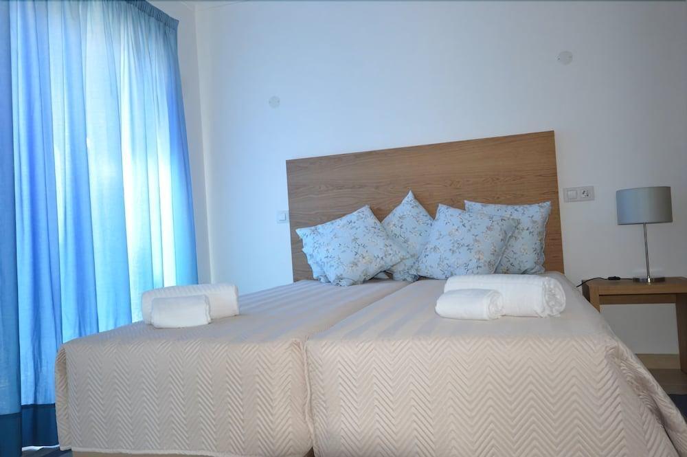 Hello Villas Aparthotel 4*