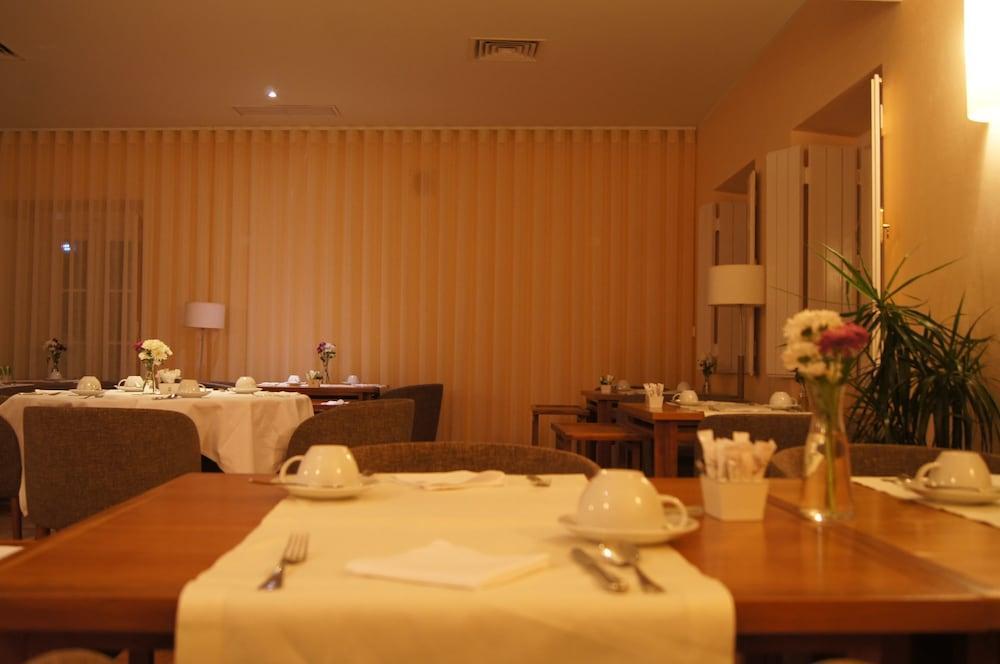 Conde De Hotel 3*