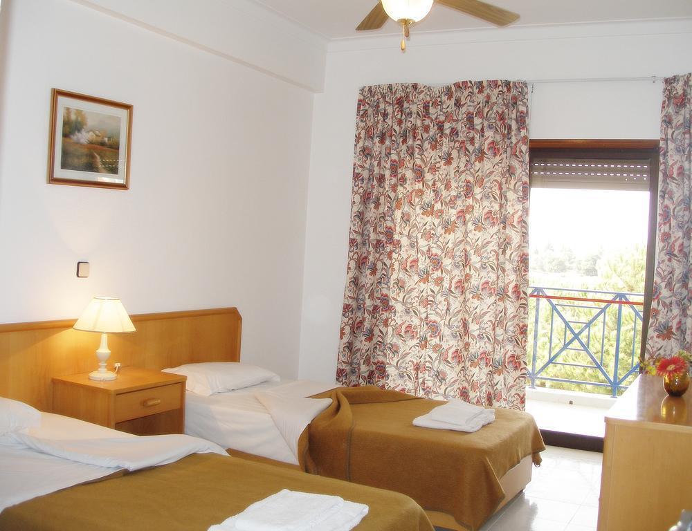 Ukino Terrace Algarve Concept 3* Porches (Algarve)