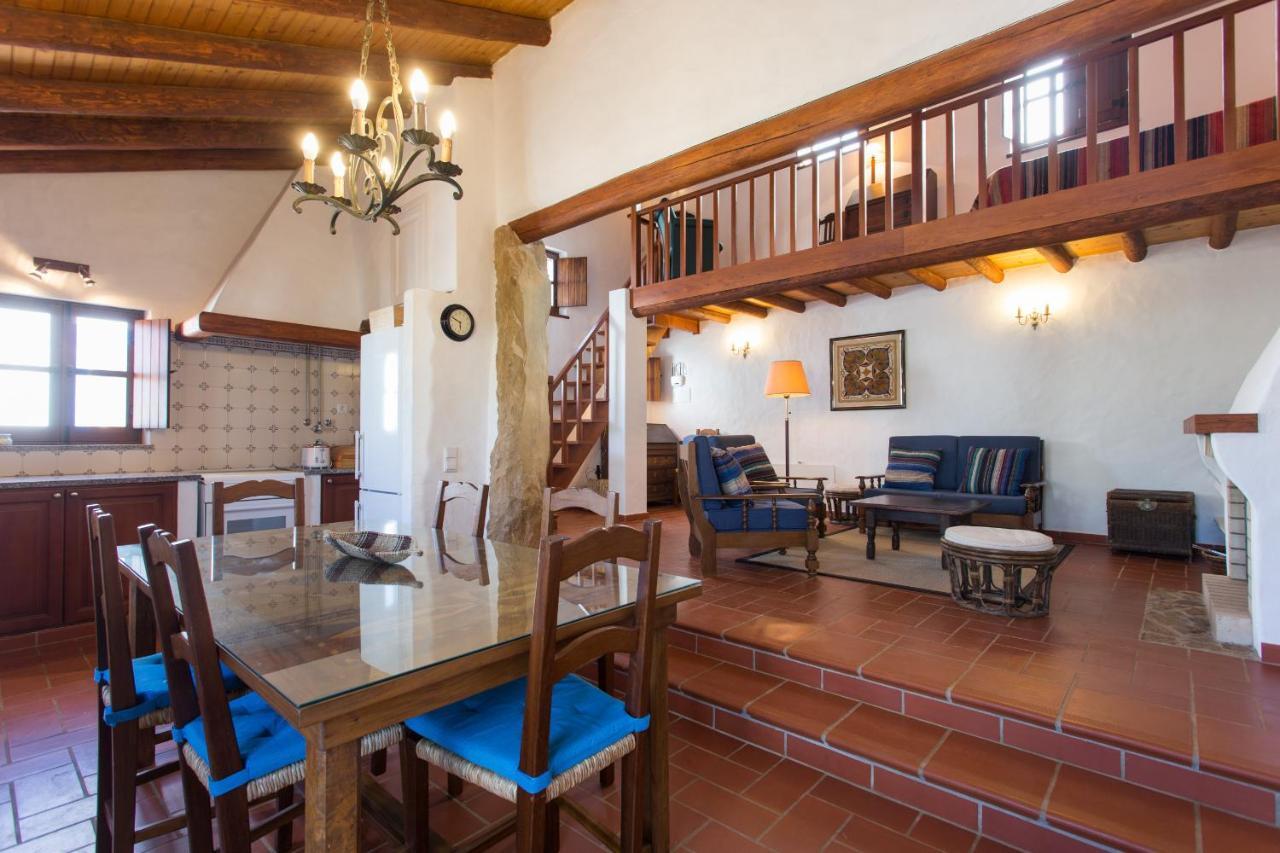 Casas Da Capela Do Monte, Country Houses