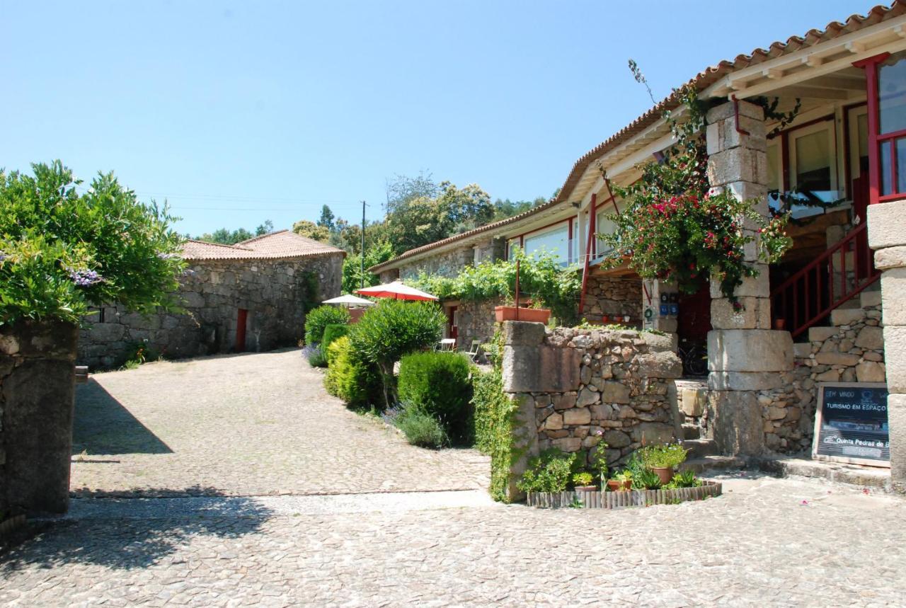 Bed & Breakfast Quinta Pedras De Baixo Longos