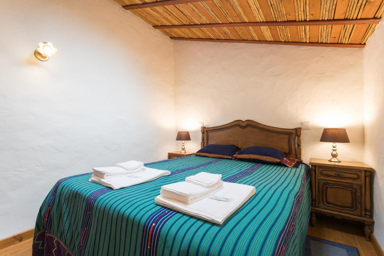Holiday home Casas Da Capela Do Monte, Country Houses
