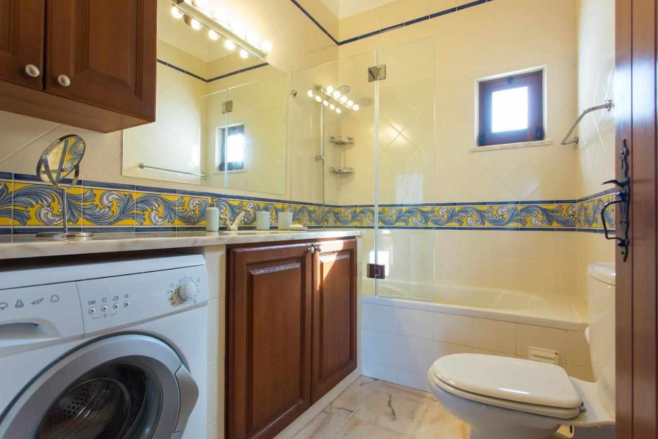 Casas Da Capela Do Monte, Country Houses * Lagos