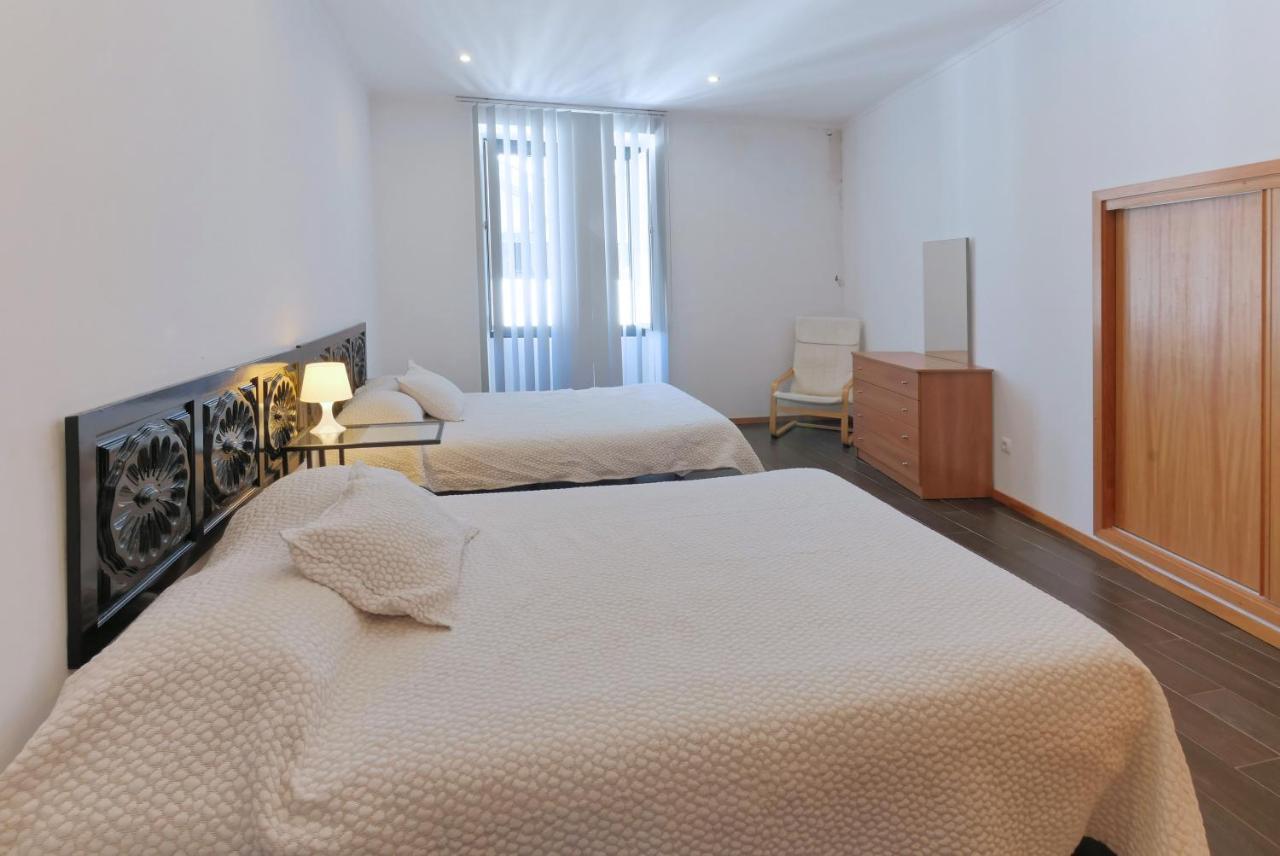Faial Marina Aparthotel *