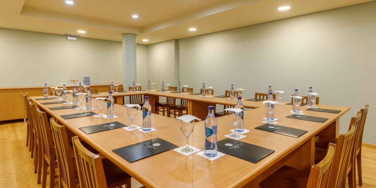 Aurea Congress & 4*