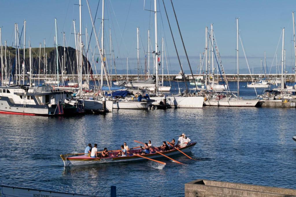 Aparthotel Faial Marina *