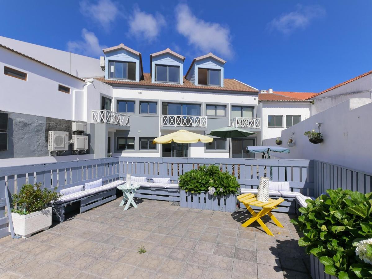 Faial Marina Aparthotel *