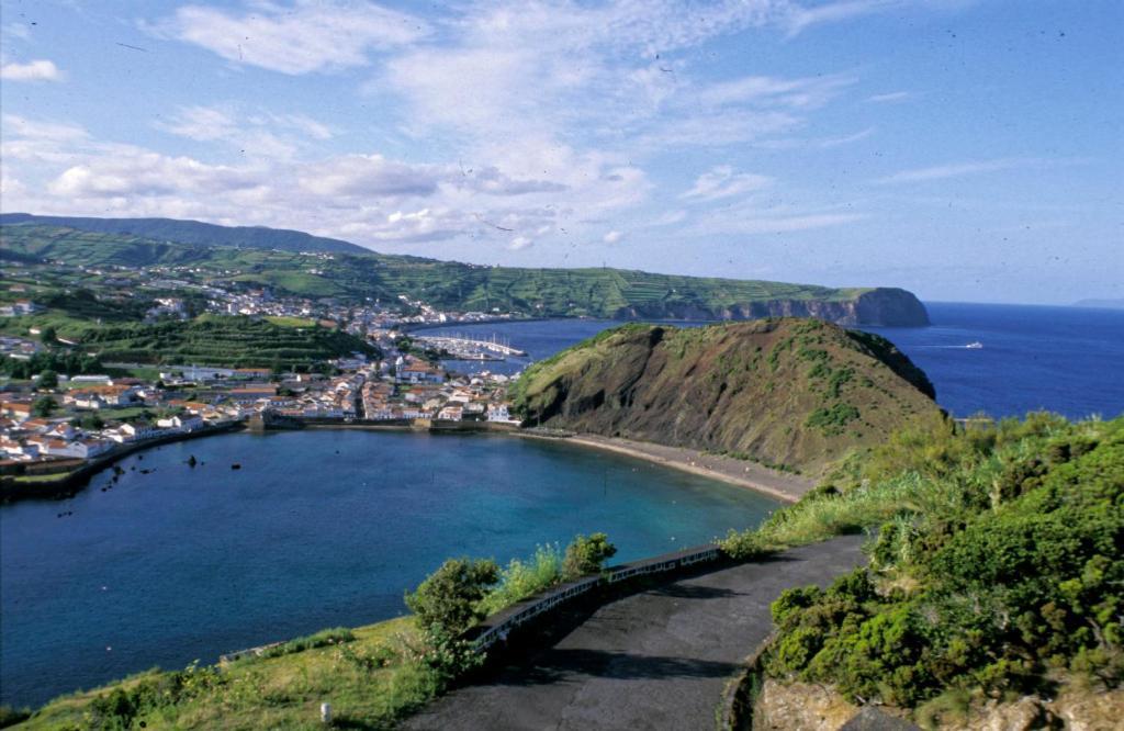 Aparthotel Faial Marina *