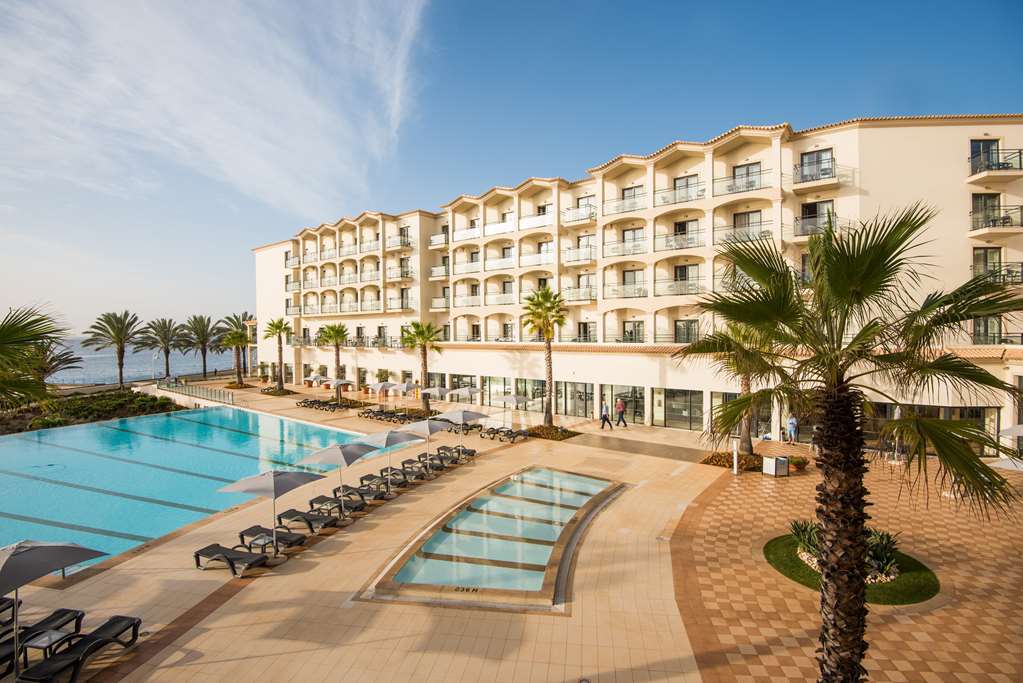 Gale Santa Cruz 4*