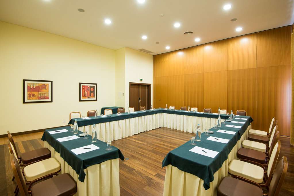 Gale Santa Cruz 4*