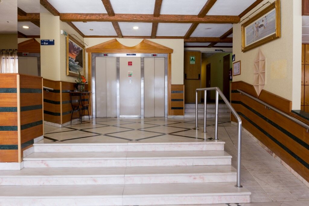 Baia De Hotel