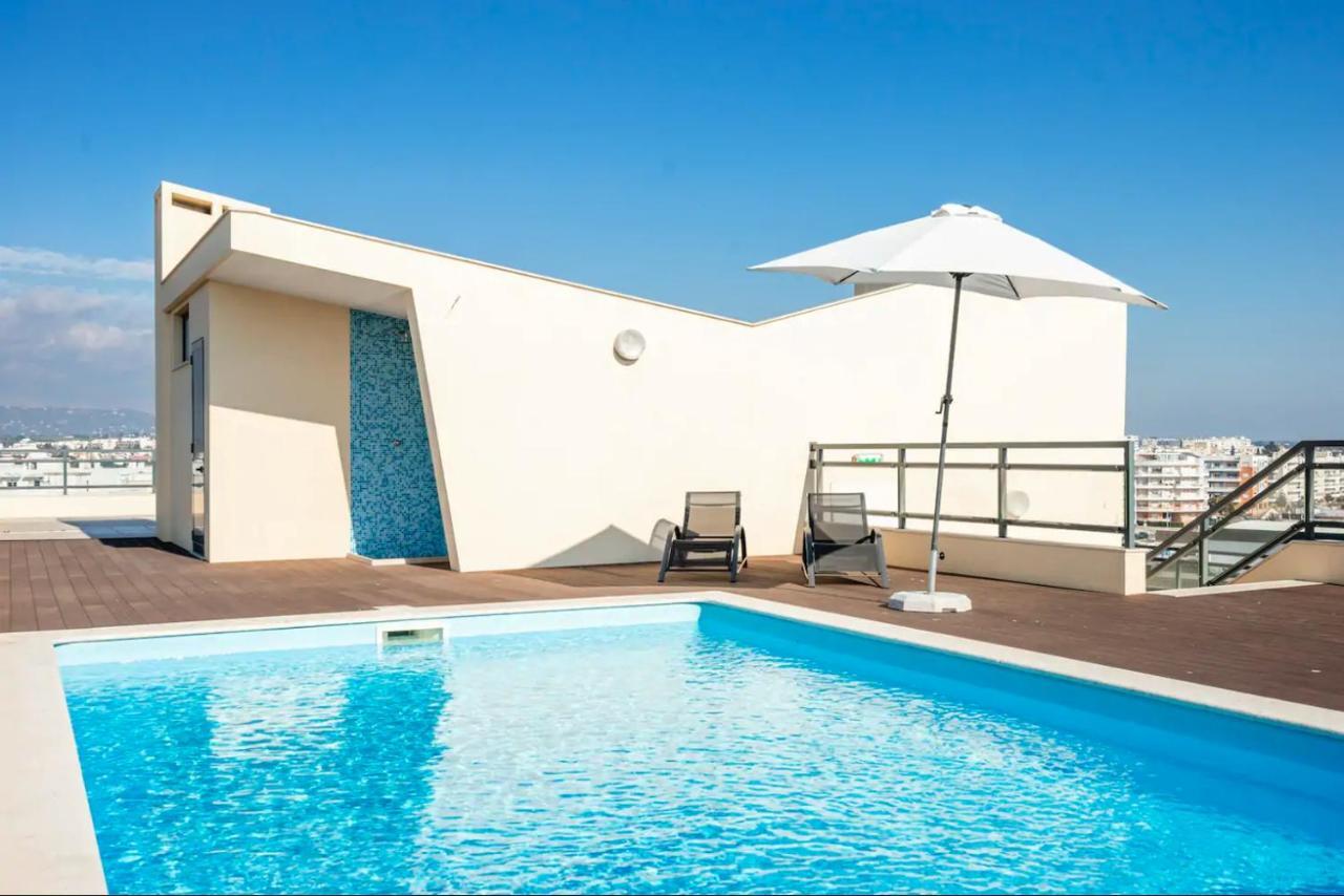 Apartment ★ Oceanfront: Luxury Breathtaking Views And Pool ★ *