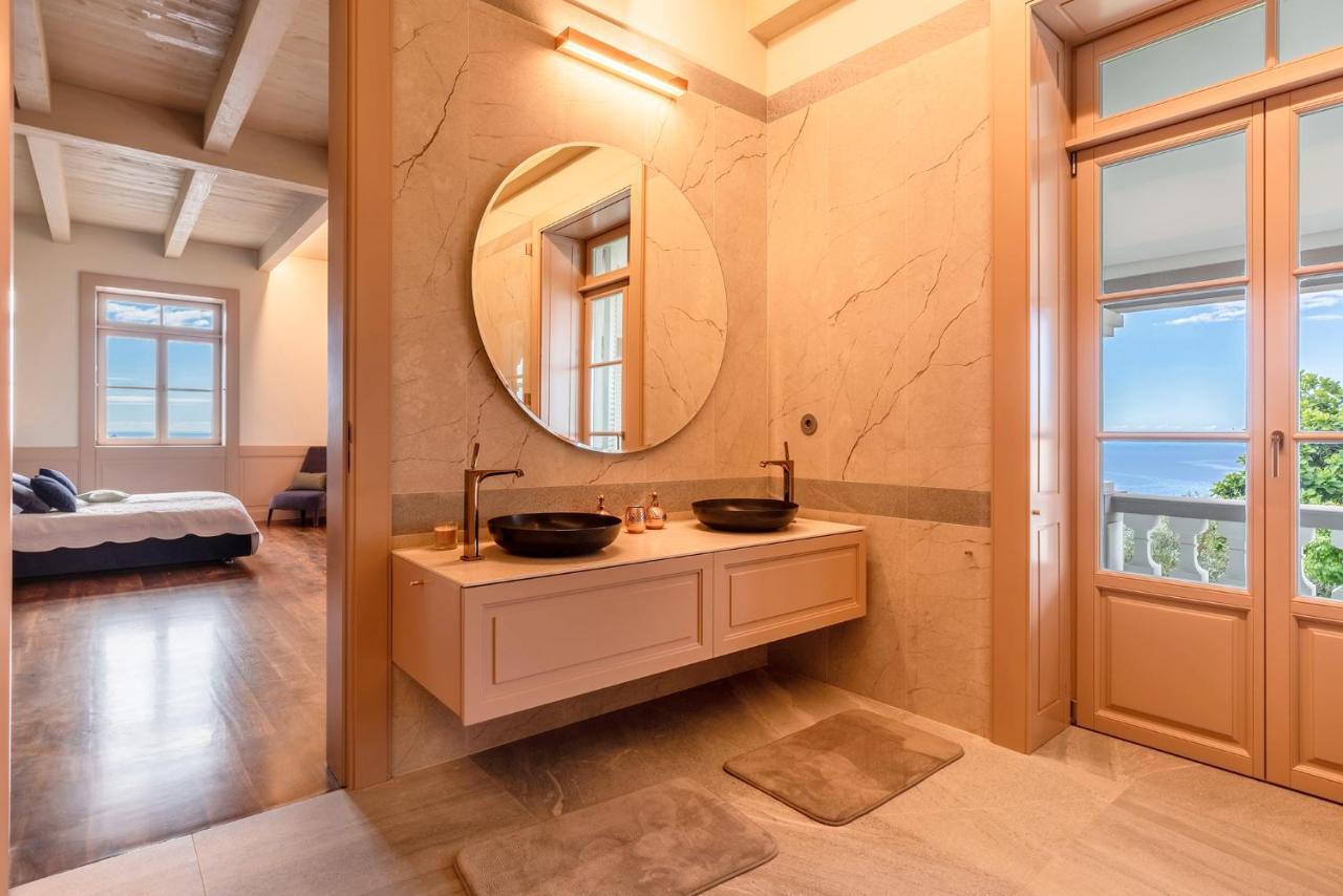 Villa Luxury Barreirinha House Old Town By Hr Madeira