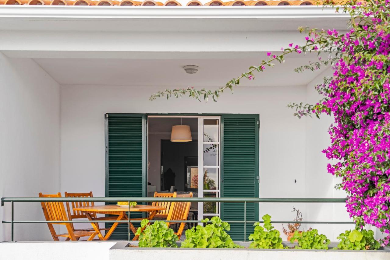 Garajau I By An Island Apartment