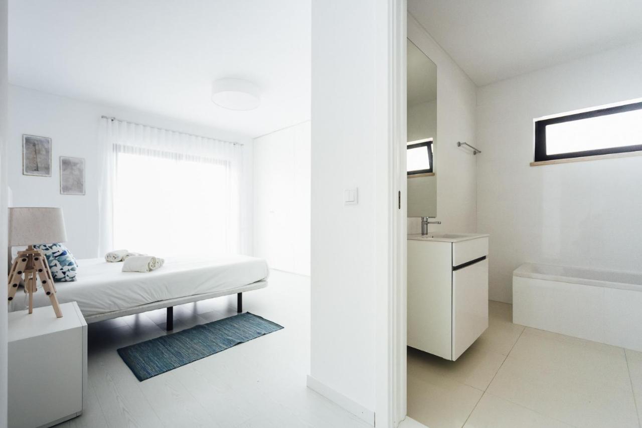 Apartment Janelas De Salir - By Sch