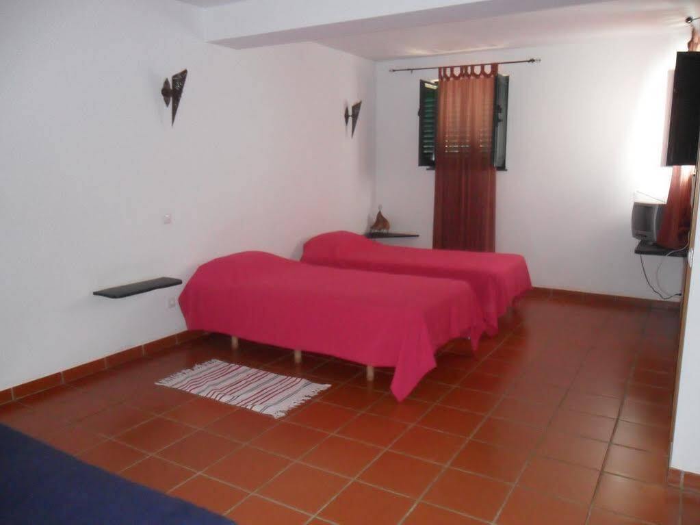 Monte Carvalhal Da Rocha Campsite 4*
