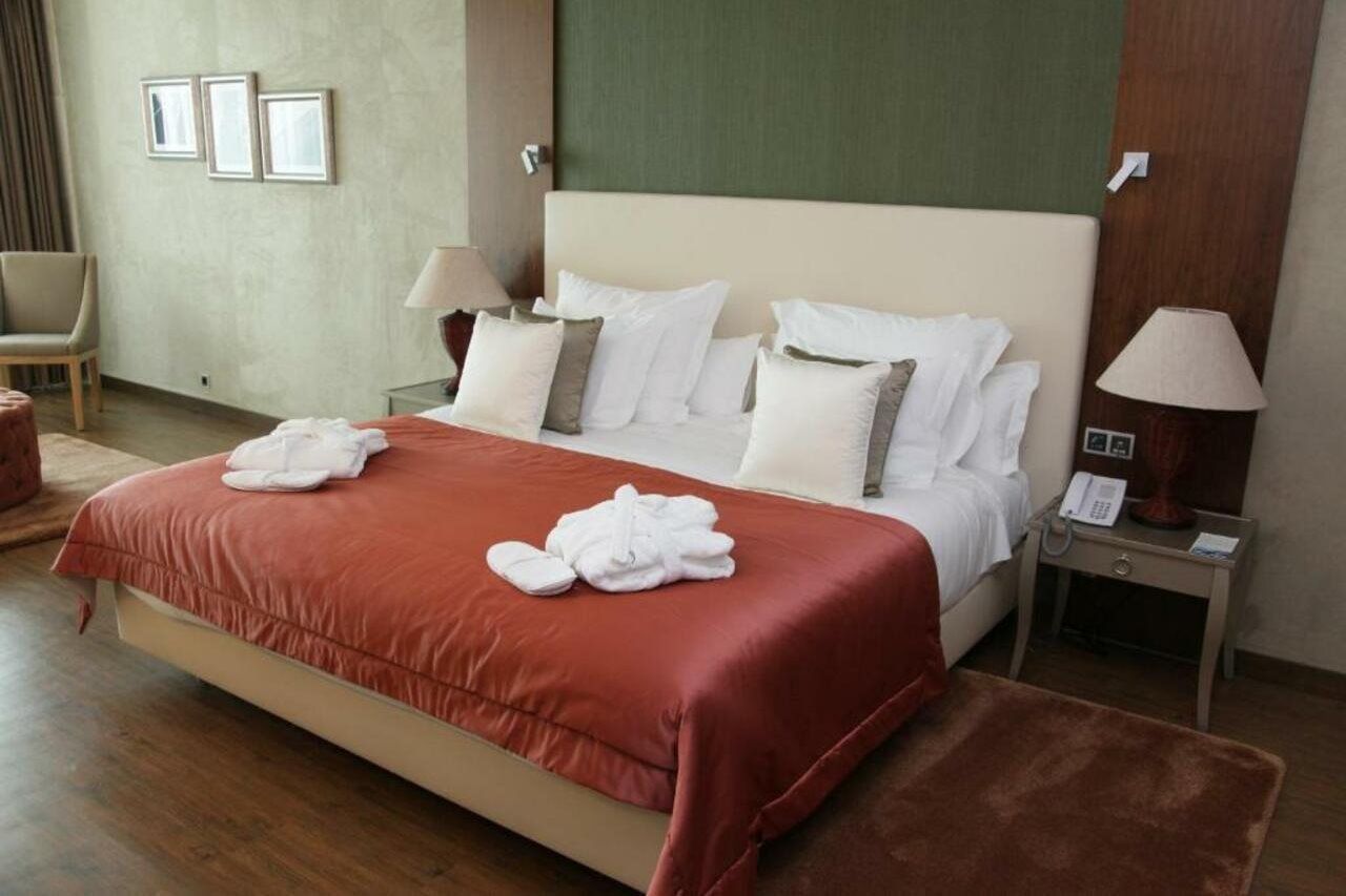 Hotel Angra Marina