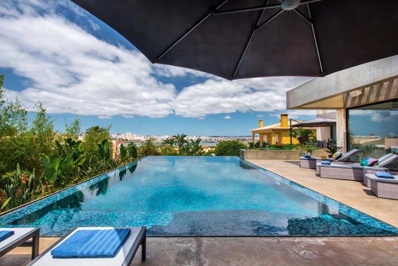 Beau Villa