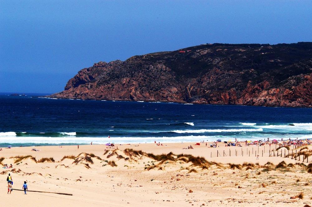 Parque De Campismo Orbitur Guincho 3*