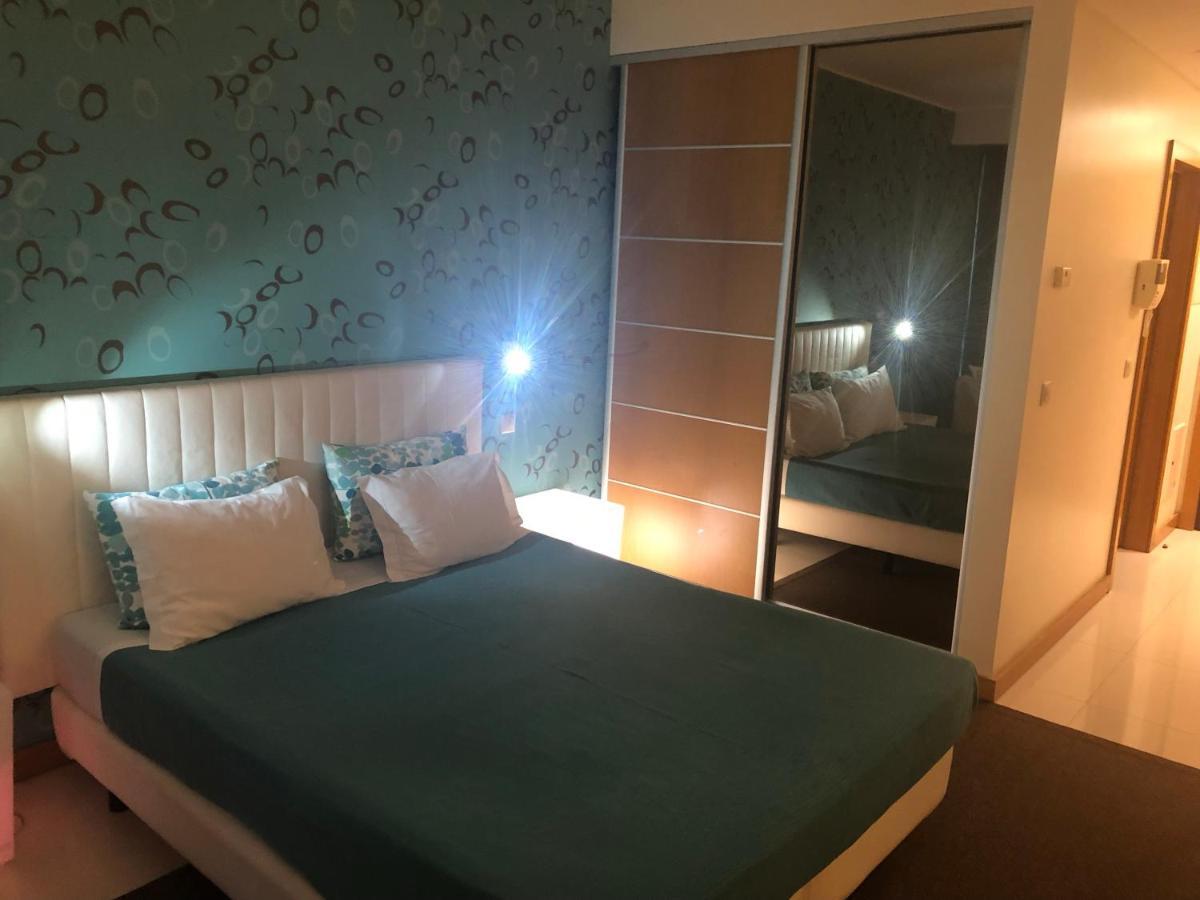 Dfm Happy Days Aparthotel Funchal (Madeira)