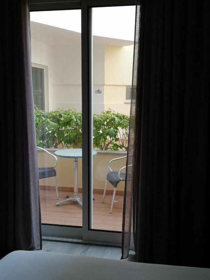 Euro Moniz Hotel