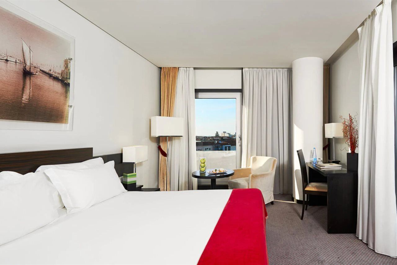 Hotel Melia Ria & 4*