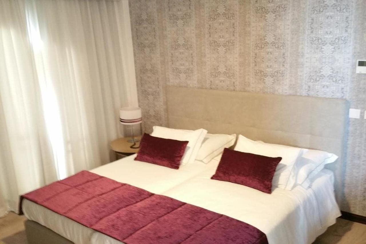 Hotel Santa Cruz Village Hotel 4*
