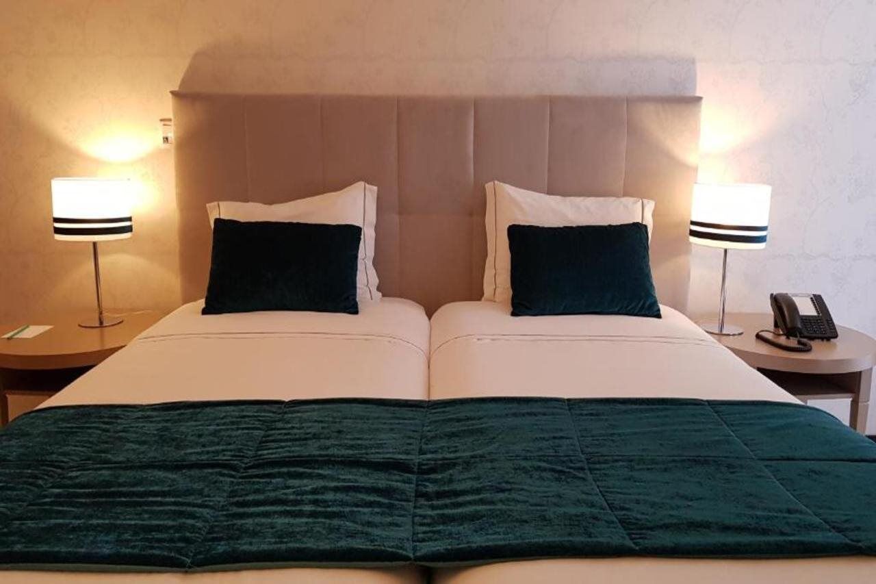 Santa Cruz Village Hotel Hotel 4*