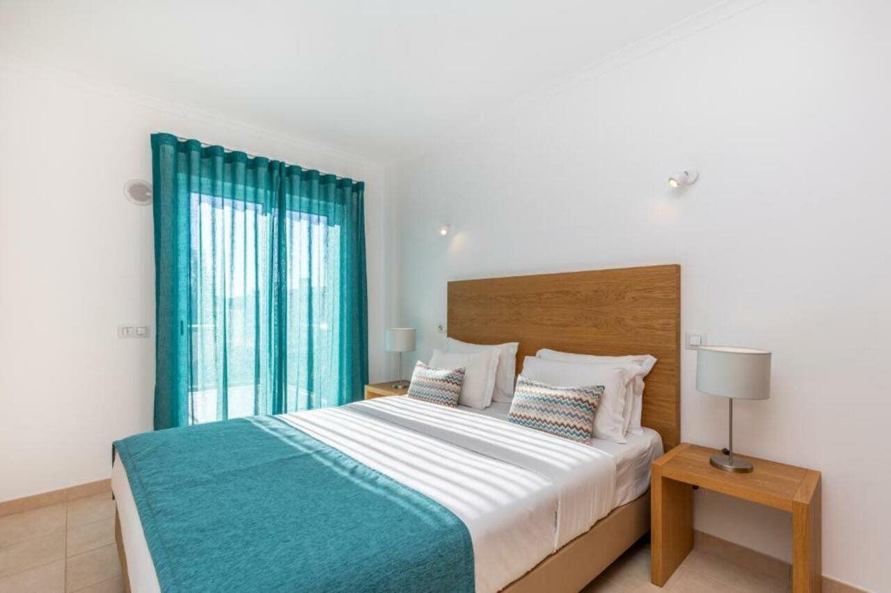 Aparthotel Hello Villas Carvoeiro (Lagoa)