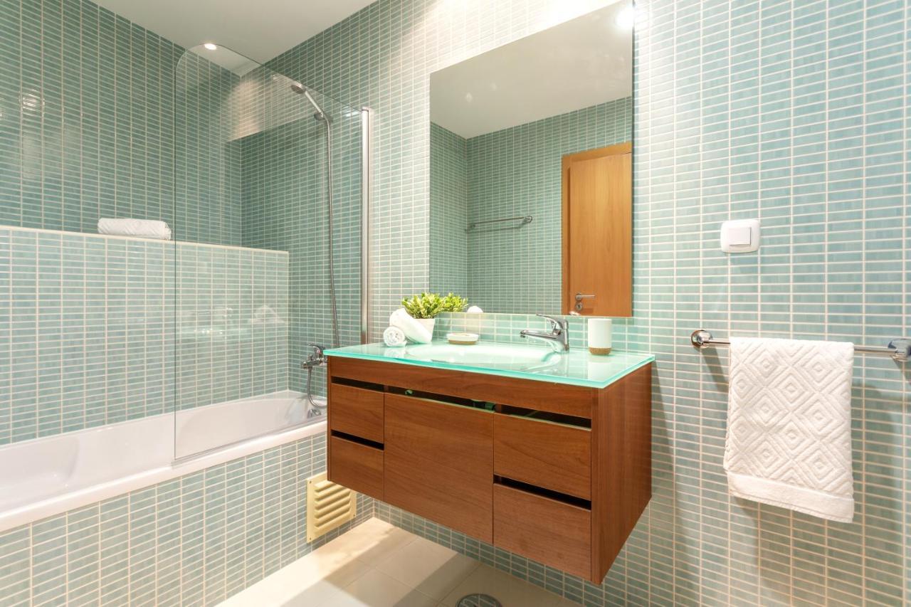 Apartment Privilege Galichet With Rooftop Pool, Village Marina -