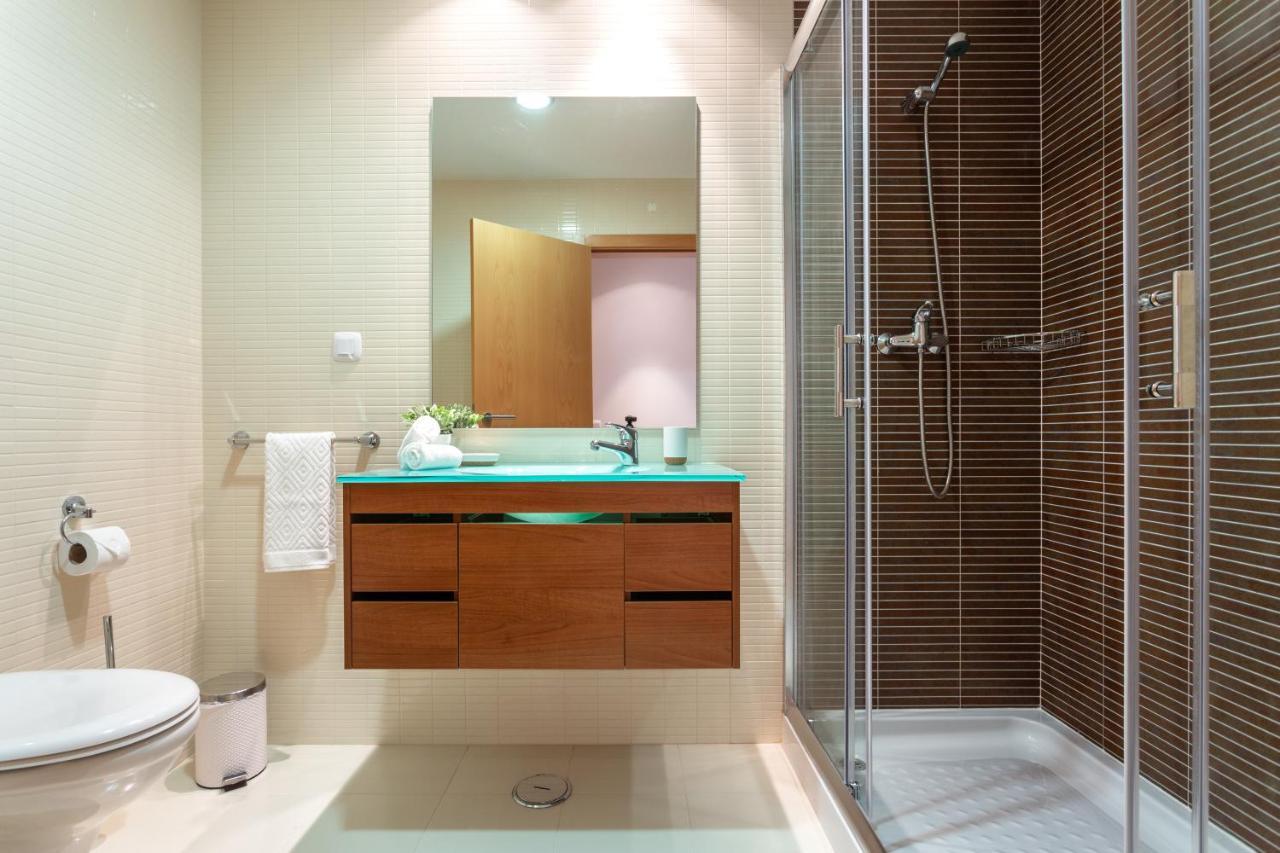 Apartment Privilege Galichet With Rooftop Pool, Village Marina -
