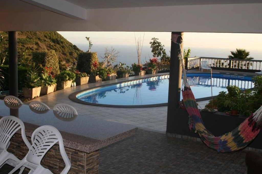 Arcos Grands With Enormous And Private Pool. Apartment Arco da Calheta (Madeira)