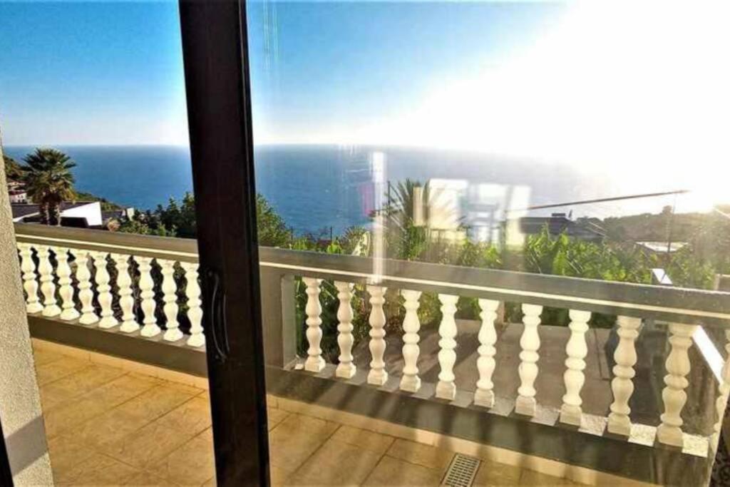 Arcos Grands With Enormous And Private Pool.