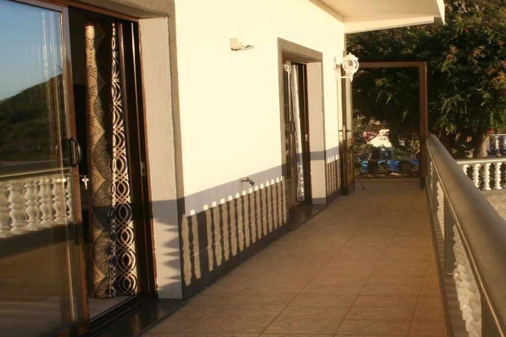 Arcos Grands With Enormous And Private Pool.