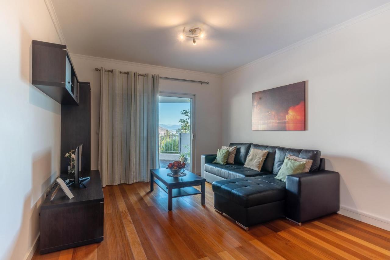 Prestige With Pool Apartment Funchal (Madeira)
