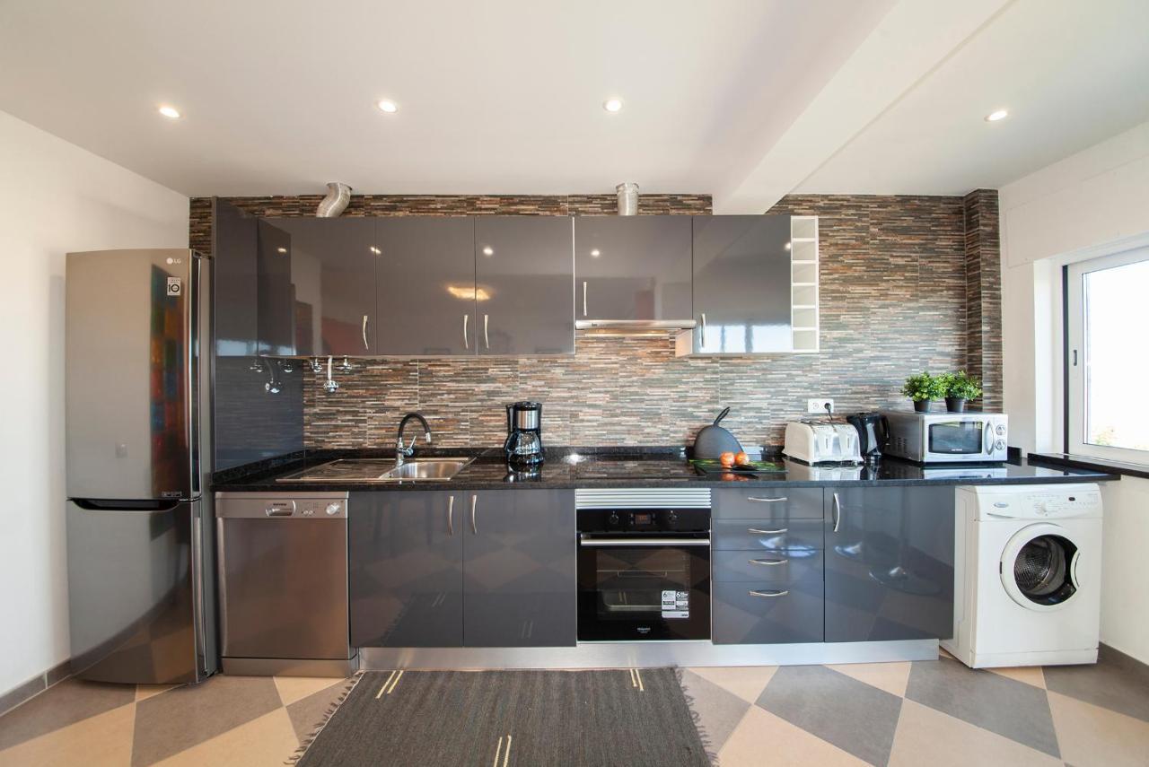Apartment B17 - The Stunning Seaview *